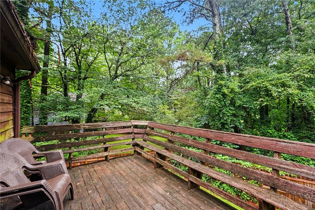5894 Sutton Drive Property Photo 27