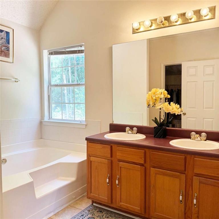 2465 Marsh Rabbit Bnd Property Photo 14