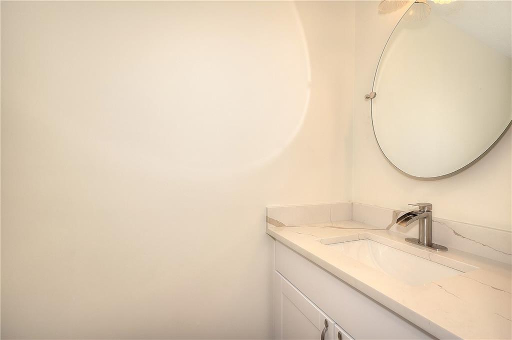 66 Lockring Drive Property Photo 27