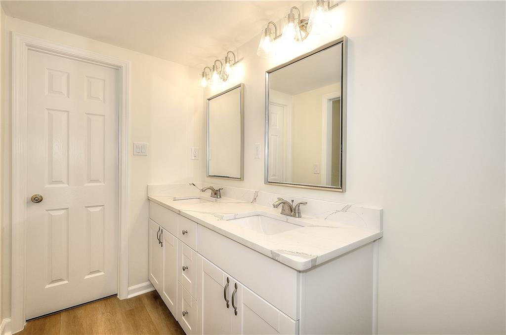 66 Lockring Drive Property Photo 28