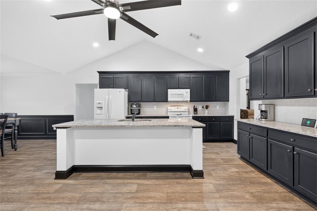 305 Mcmillian Court Property Photo 11
