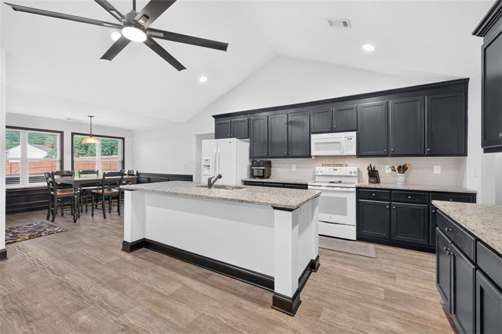305 Mcmillian Court Property Photo 12