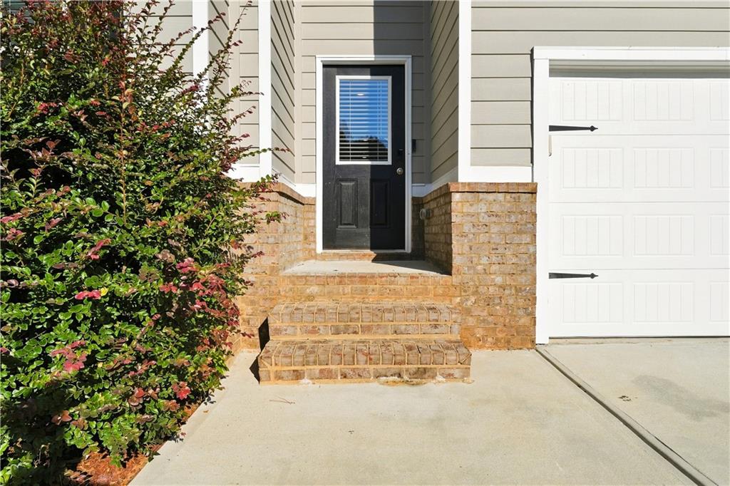 337 Daffodil Drive Property Photo 3