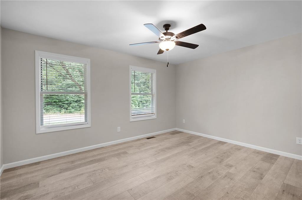 135 Holly Creek Drive Property Photo 11