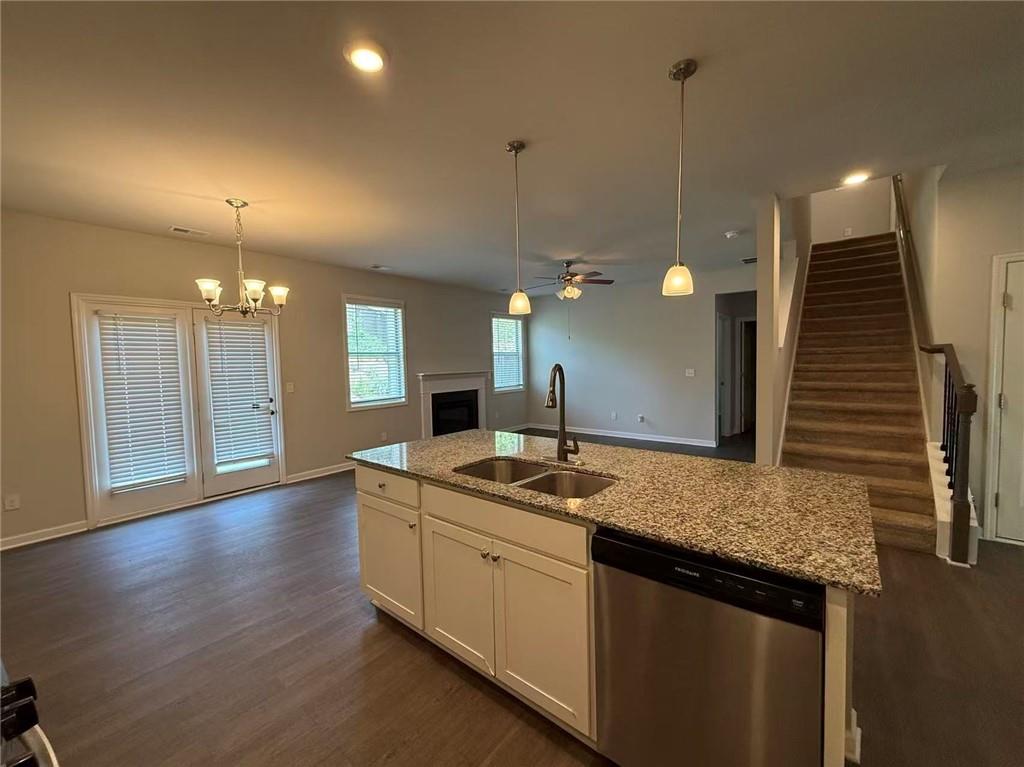 173 Wayside Terrace Property Photo 9