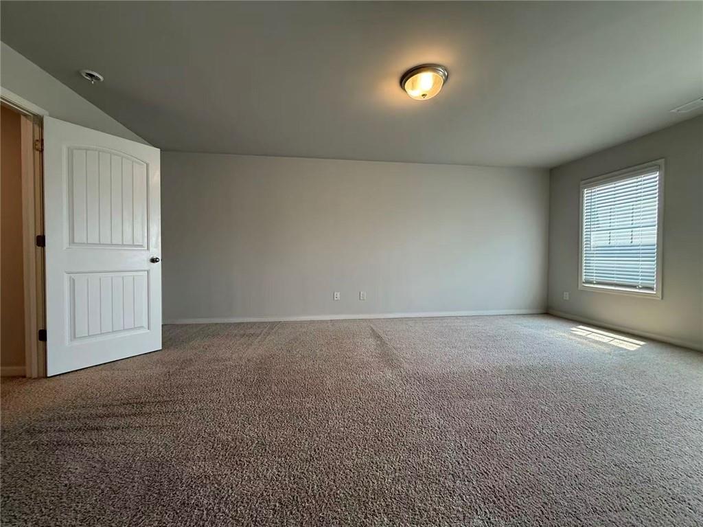 173 Wayside Terrace Property Photo 17