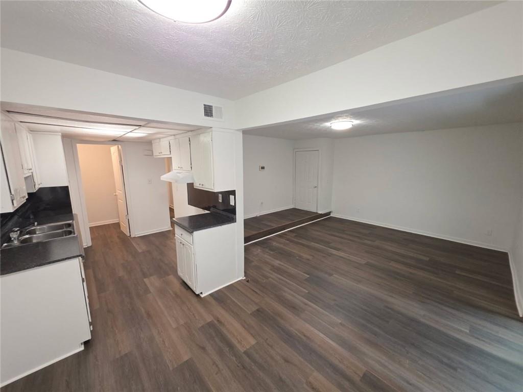 3183 Nectarine Circle Property Photo 4