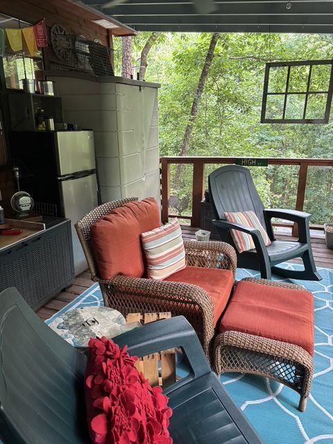 50 Rocky Lane Property Photo 6