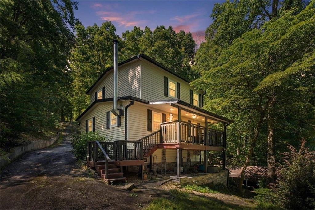 21 River Road