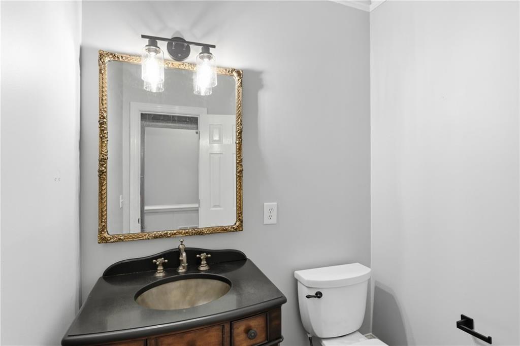 4563 Fountain Drive Property Photo 14