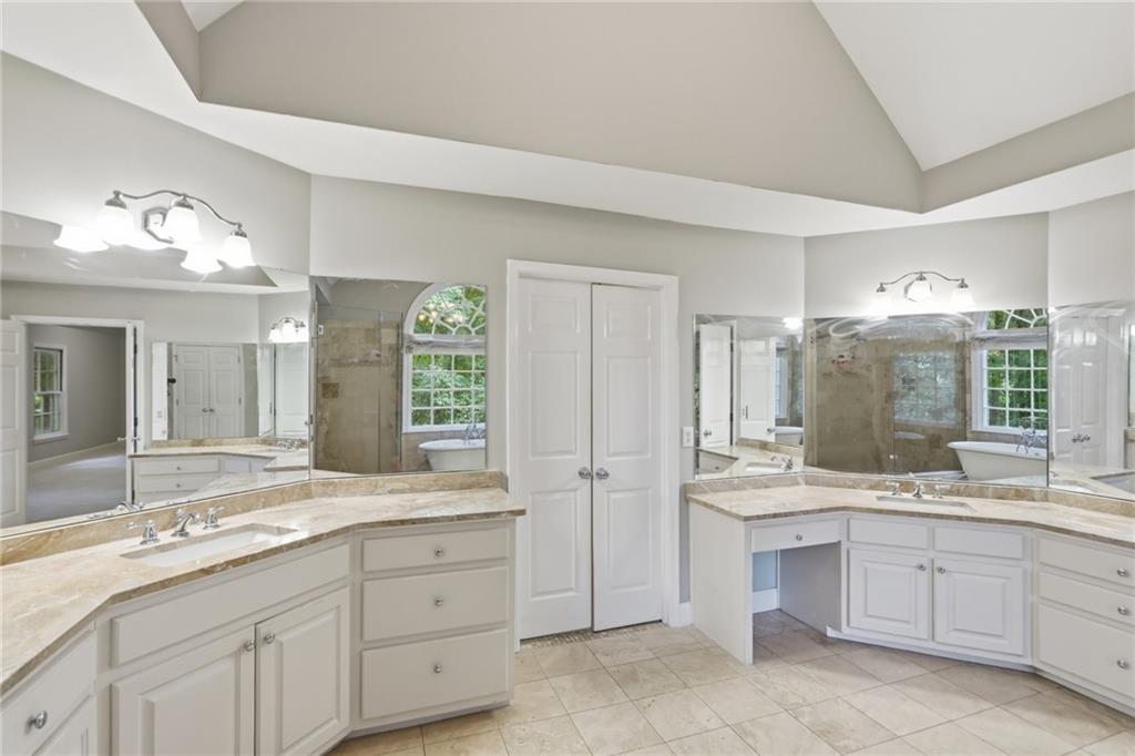 4563 Fountain Drive Property Photo 25