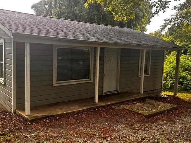 2742 Camp Road Property Photo 2