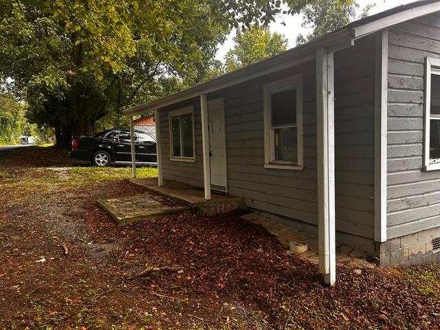 2742 Camp Road Property Photo 4