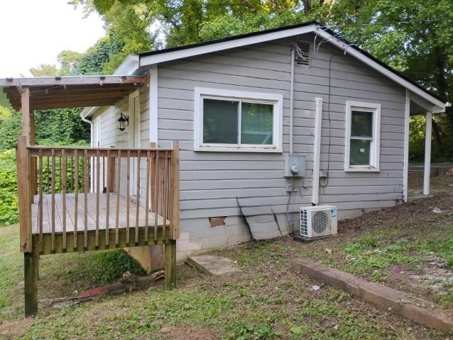 2742 Camp Road Property Photo 12