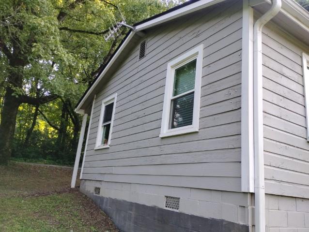 2742 Camp Road Property Photo 15