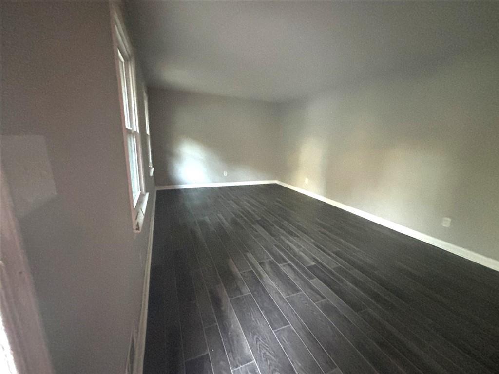 220 Hurst Point Property Photo 9