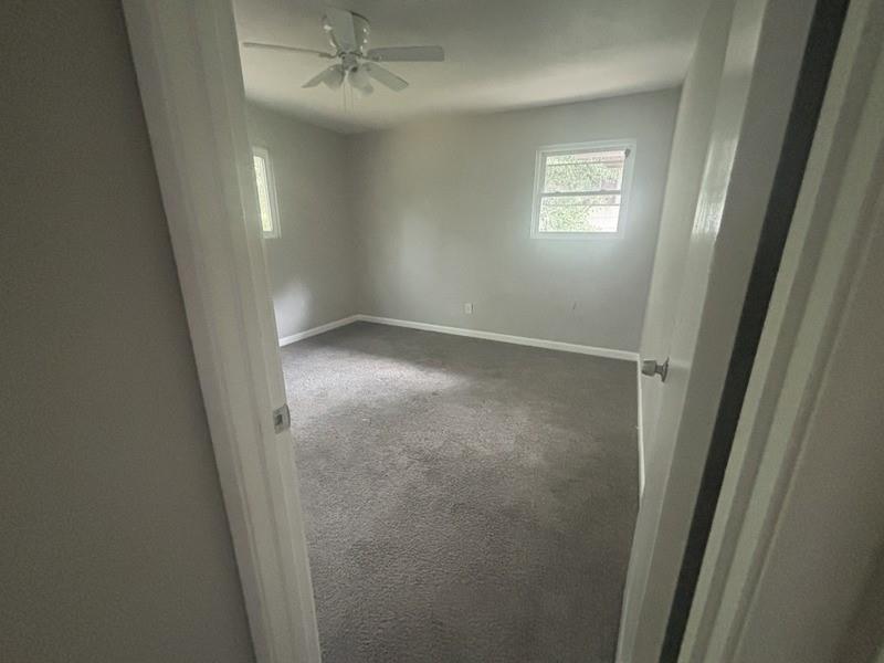 220 Hurst Point Property Photo 10