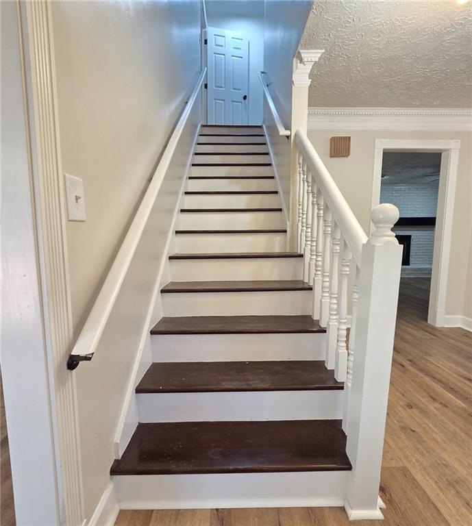 3947 Camrose Place Property Photo 11