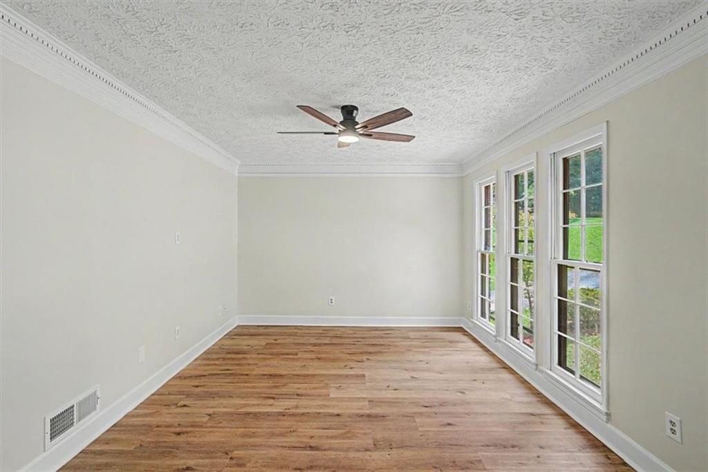 3947 Camrose Place Property Photo 12