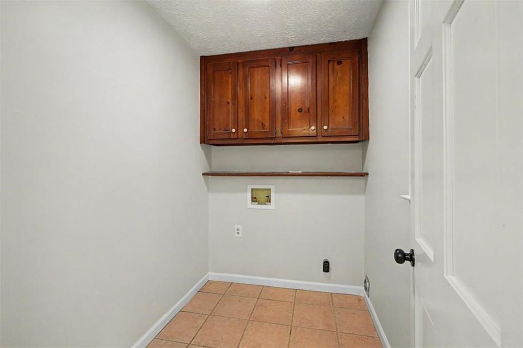 3947 Camrose Place Property Photo 55