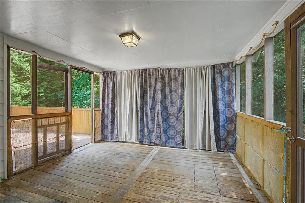 3947 Camrose Place Property Photo 58