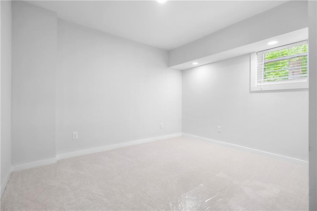 2860 Reveille Circle Se Property Photo 27