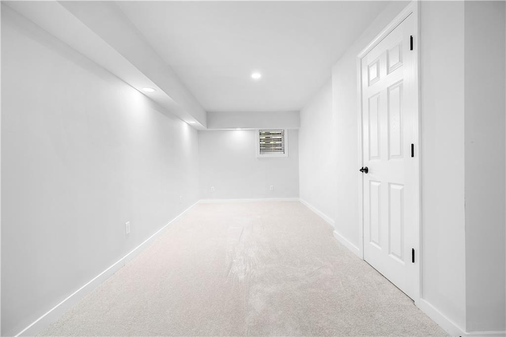 2860 Reveille Circle Se Property Photo 28