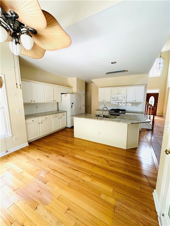 811 Valley Drive Property Photo 7