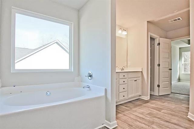 1406 Weeping Tree Drive Property Photo 16