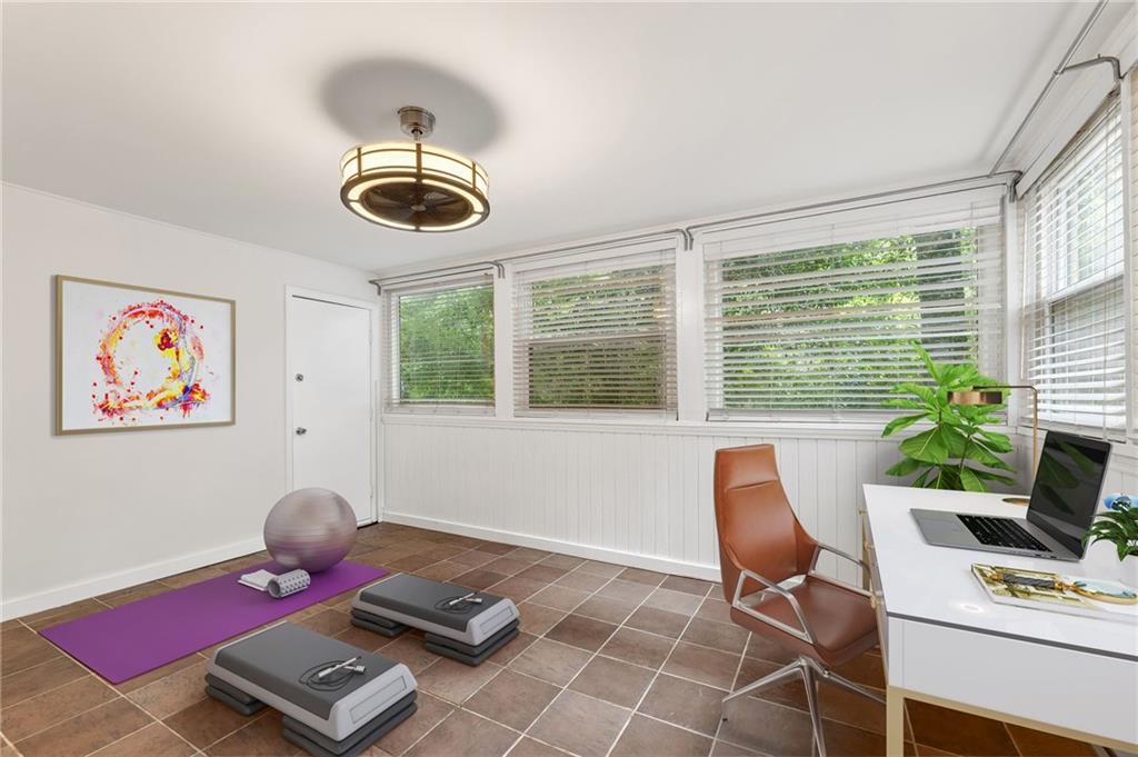 167 Maribeau Square Nw Property Photo 4
