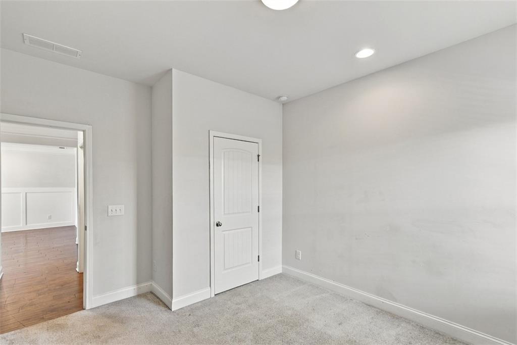 1436 Weeping Tree Drive Property Photo 16