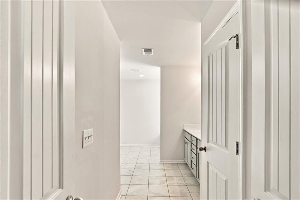 1436 Weeping Tree Drive Property Photo 43