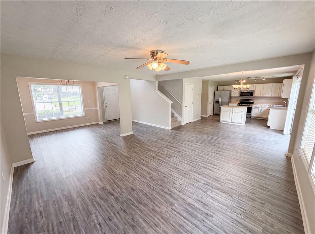 4636 Pine Acre Circle Property Photo 3