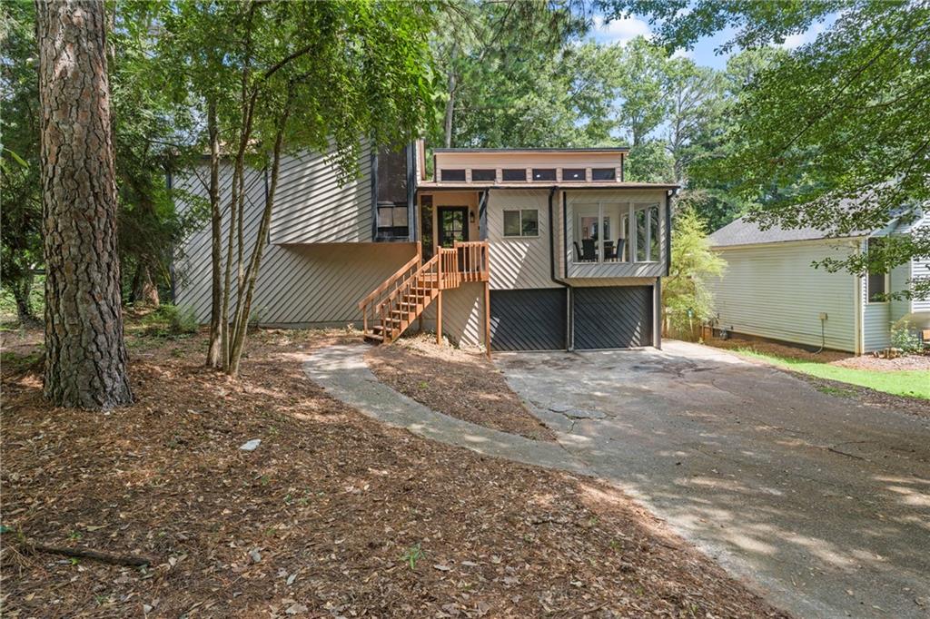 201 Rustic Ridge Drive Ne Property Photo 1