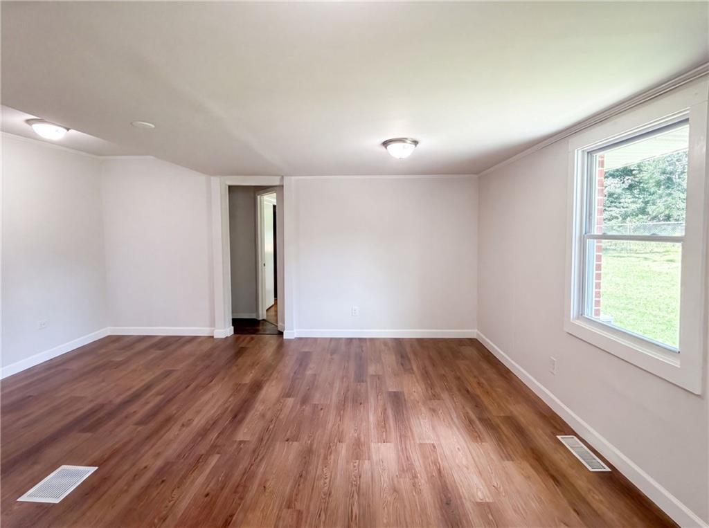 5656 Salem Road Property Photo 6