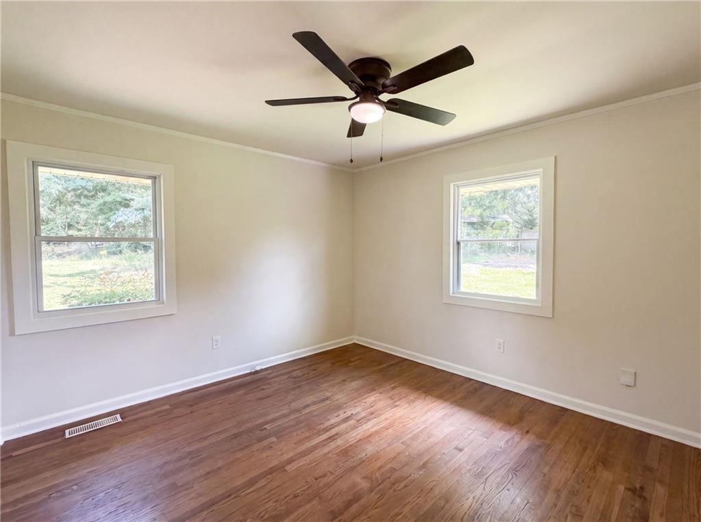5656 Salem Road Property Photo 13