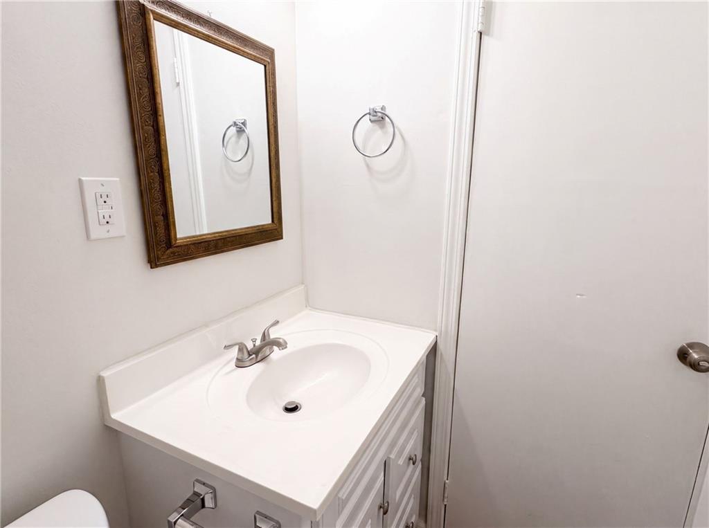 5656 Salem Road Property Photo 17