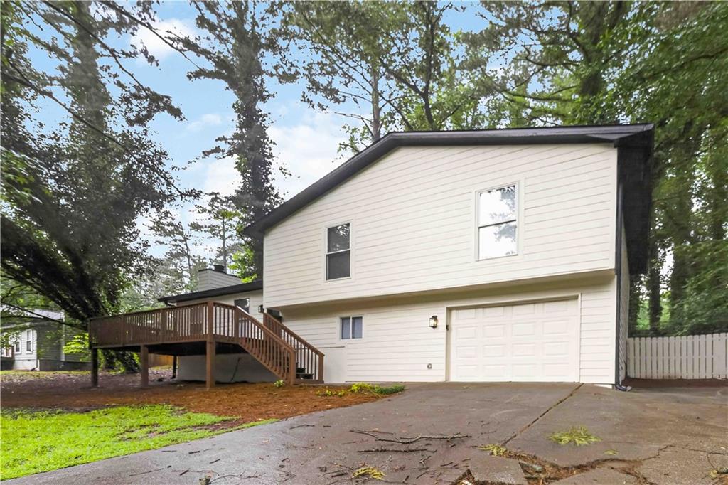3292 Mixon Way Property Photo 2