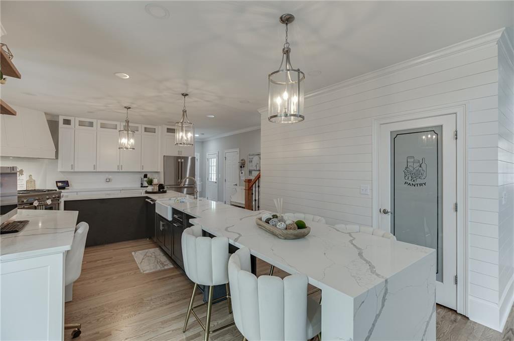 1083 Meadow Bluff Terrace Property Photo 12
