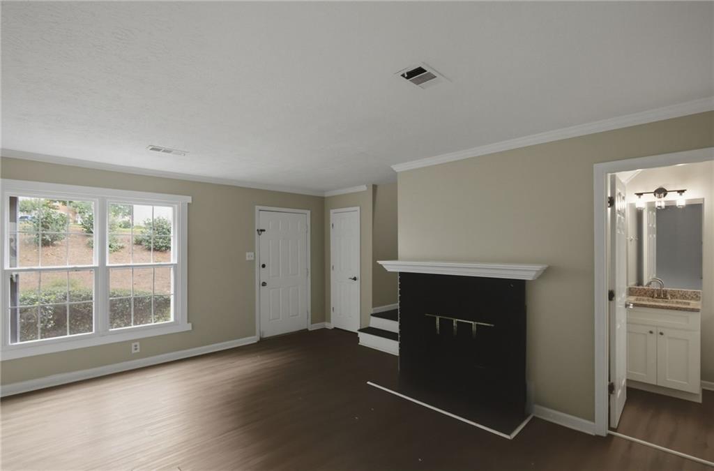 218 Mill Creek Place Property Photo 2