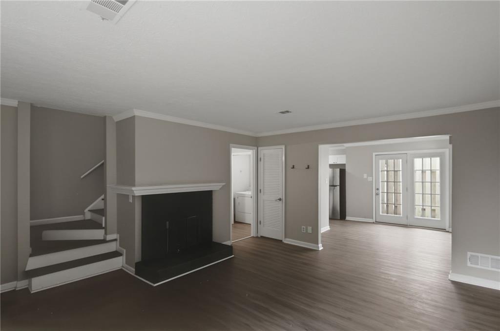 218 Mill Creek Place Property Photo 3