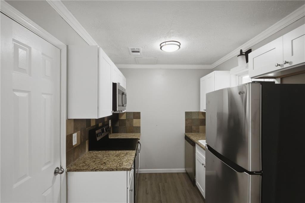 218 Mill Creek Place Property Photo 4