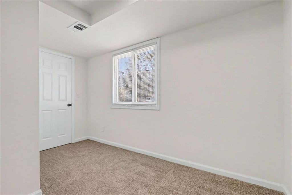 7230 Connell Road Property Photo 13