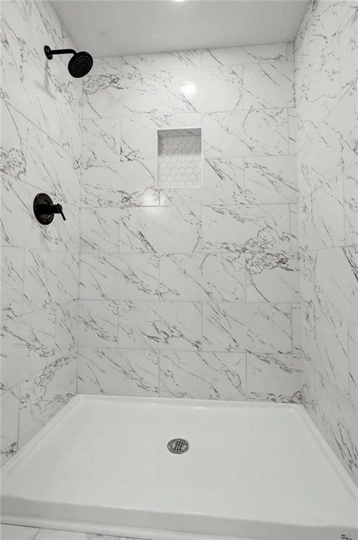 7230 Connell Road Property Photo 16