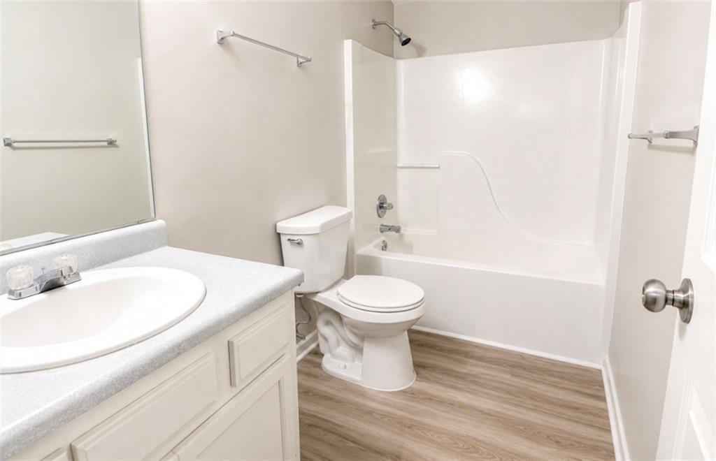 2054 Joseph E Boone Boulevard Nw Property Photo 18