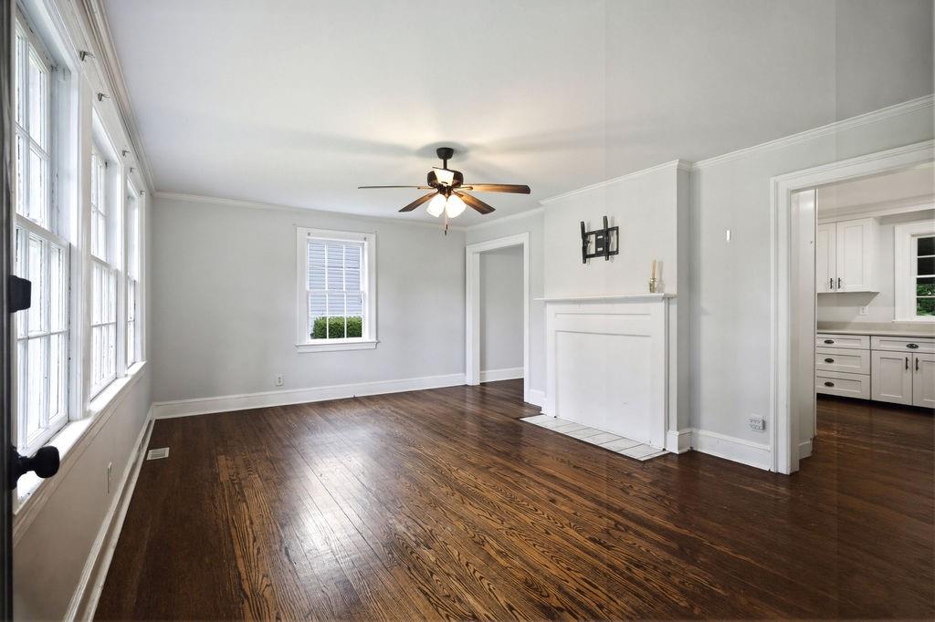 608 Briarwood Circle Property Photo 10