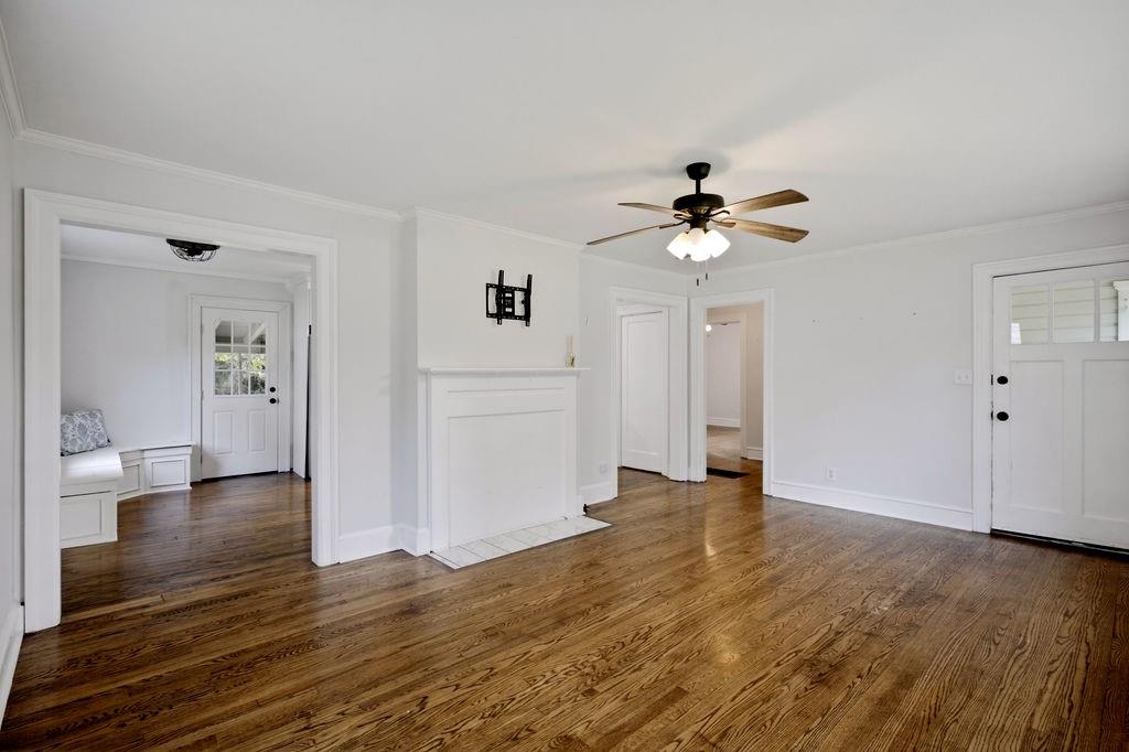 608 Briarwood Circle Property Photo 11