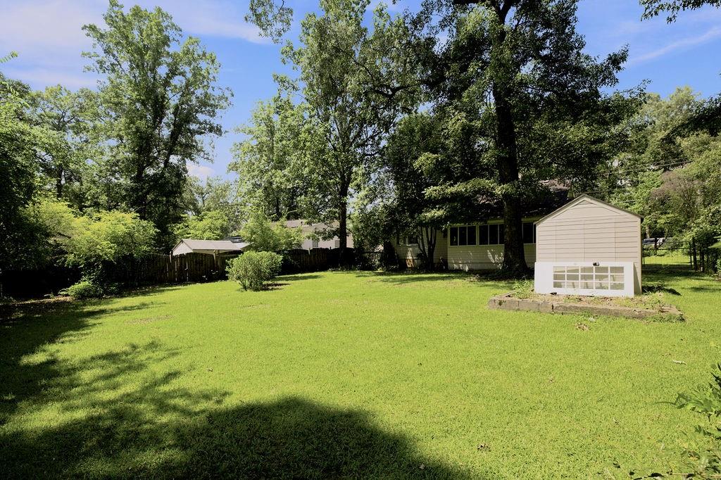 608 Briarwood Circle Property Photo 24