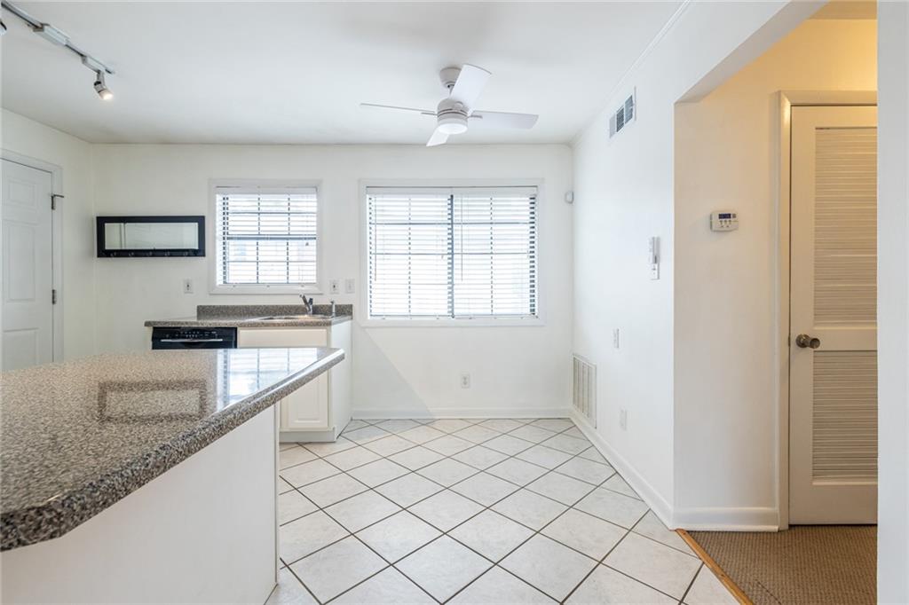 410 Candler Park Drive Ne Unit C-6 Property Photo 10