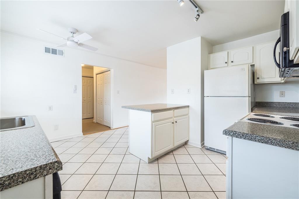410 Candler Park Drive Ne Unit C-6 Property Photo 16